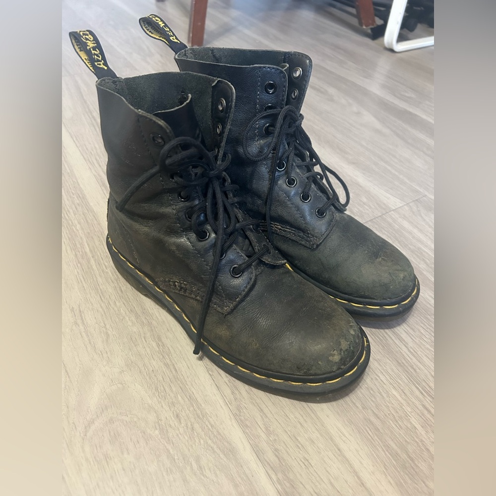 1460 pascal dr martens black genuine leather combat boots moto boot size 10